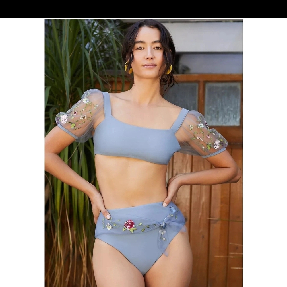 Anthropologie Gray Embroidered Garment‎